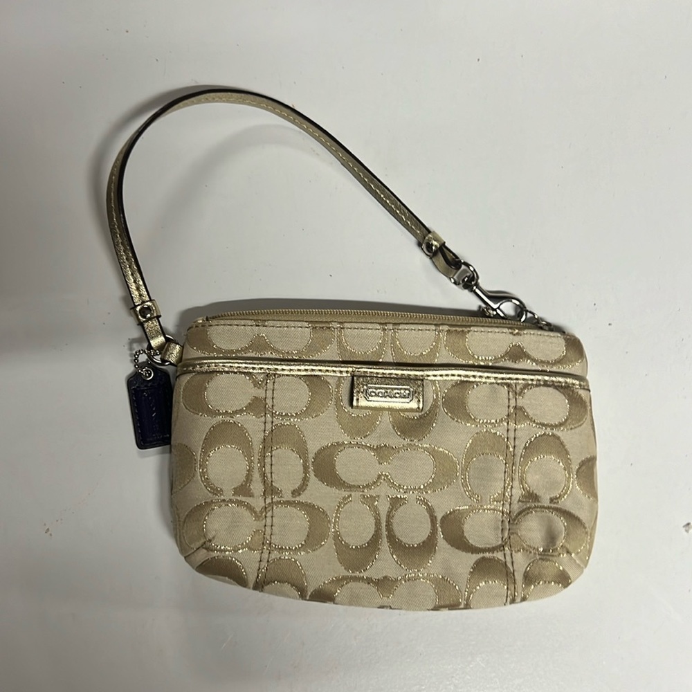 NWOT Gold Coach logo purse